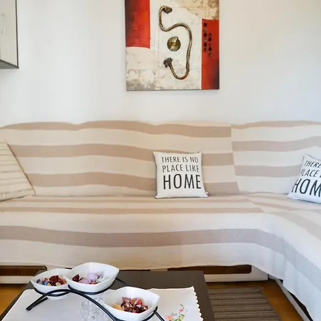 Apartment Seaside Dorjan