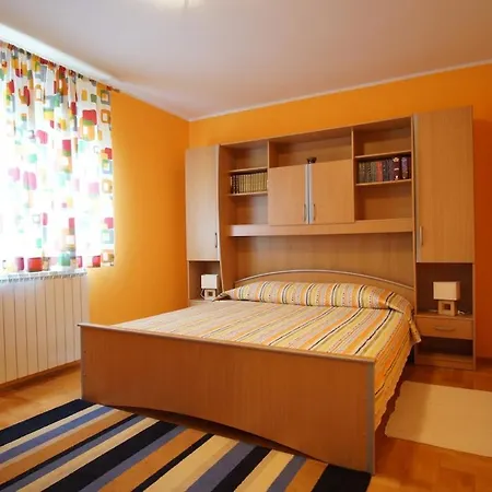 Apartment Seaside Dorjan Pula