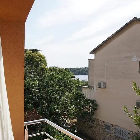 Seaside Dorjan Apartment